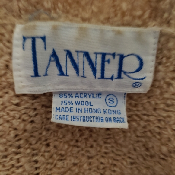 Tanner soft yellow sweater size Small - Picture 3 of 7